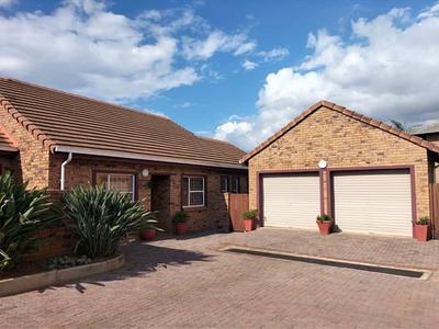 Simplex For Sale in Amberfield Crest Estate, Centurion